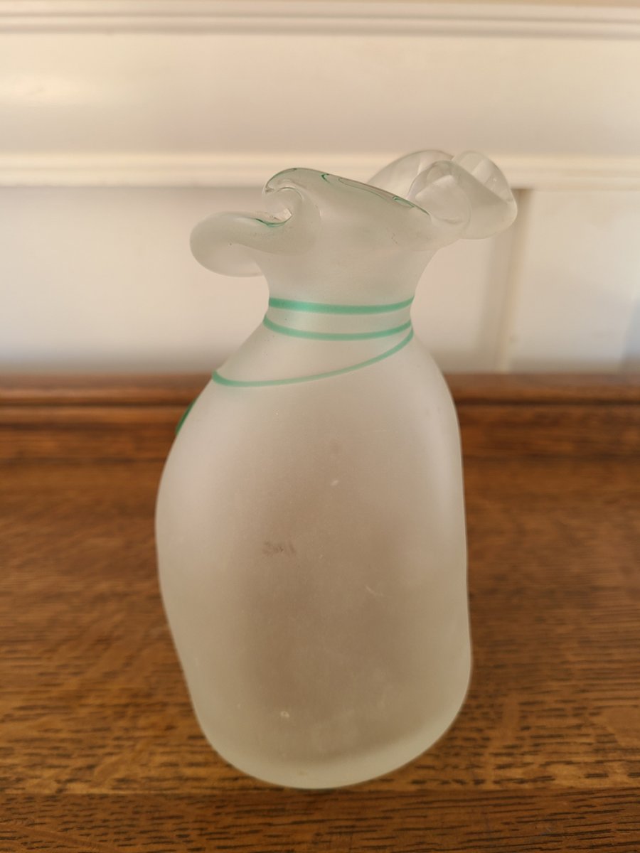 Vase à fleur vintage en verre givré blanc et ligne verte2