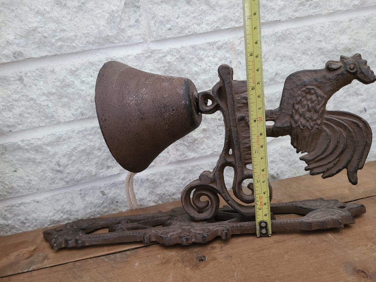 Superbe cloche antique en fonte coq grand format5