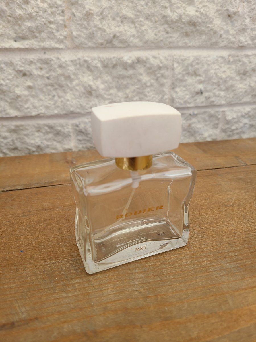 Bouteille de parfum vintage Rodier pour femme Eau de Parfum 1.7 oz / 50 ml fait en france3