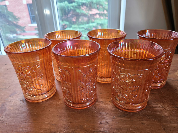 Ensemble de 6 verres lustre carnaval ambré motif de fleur 