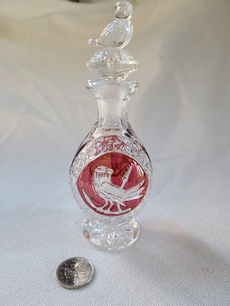 Flacon à parfum motif oiseau Hofbauer cranberry cristal