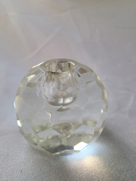 Flacon à parfum en cristal rond transparent sans son bouchon