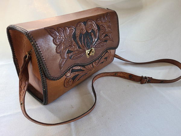 sacoche en cuir brun vintage fait à la main au Mexique