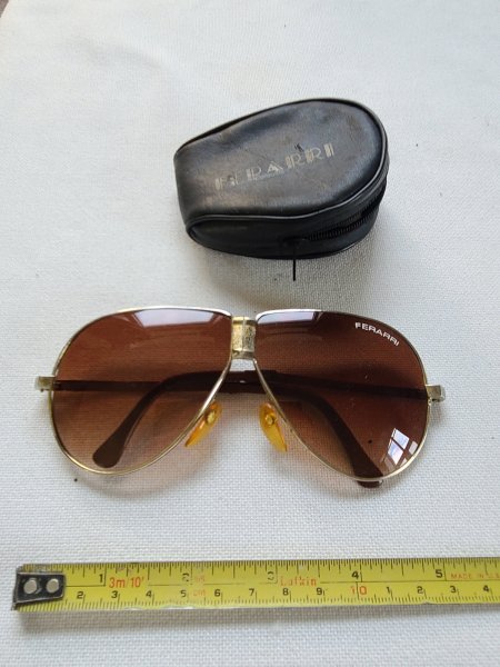 lunettes Ferrari aviateur vintage pliantes avec étui en cuir