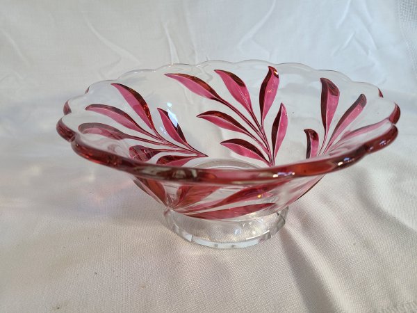 bol à fruits motifs d'herbes verre vintage cranberry rouge et transparent