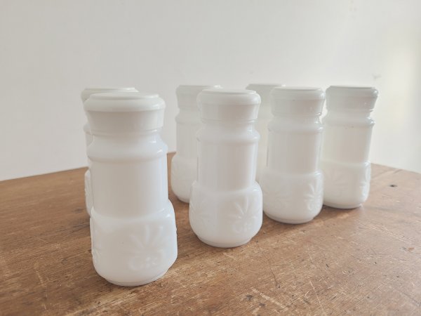 Vintage Maleck Wingate milk glass ensemble 7 pots à épices