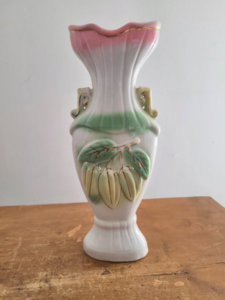 vase à fleurs motif roses 2 poignées or