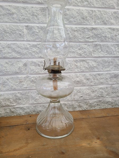 lampe à l'huile motif aigle haute en verre
