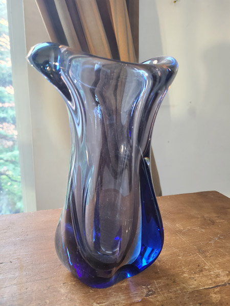 Vase verre soufflé style Murano bleu violet environ 9 pouces