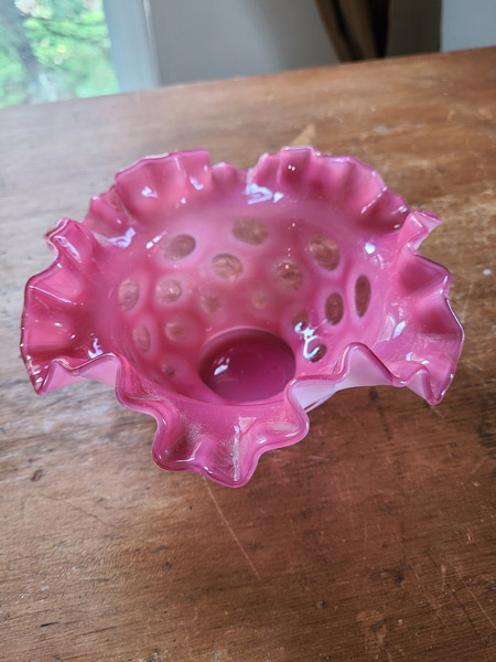 Pot en verre soufflé style fleur rose