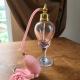 Parfumeuse rose et laiton vintage pompe rose2