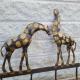 Crochets de fonte mural (4) girafes en métal peinte à la main2