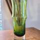 Vase verre vert base profonde