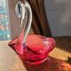 Plat format cygne rose verre soufflé verre cranberry